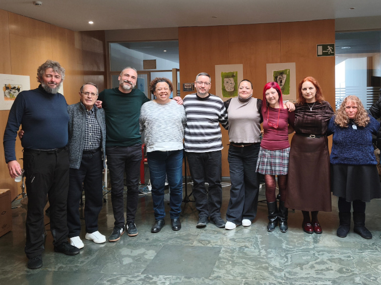 Grupo de canto y combo del Creap