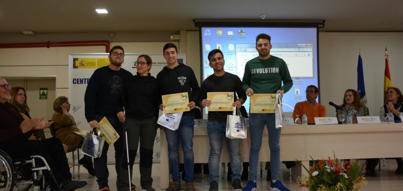 Segundo premio: “Consecuencias sobre la realidad virtual en la concienciación de la conducción”