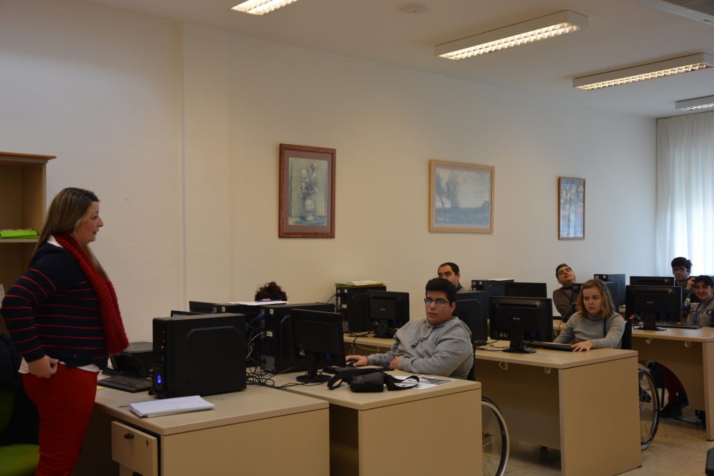 Grupo clase cursos ADGG0408 y ADGG0508